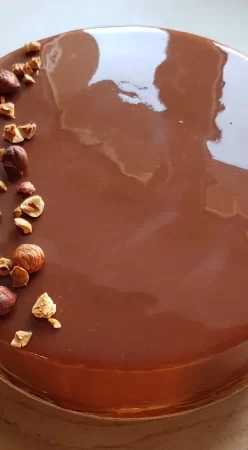 Entremet noisettes et praliné