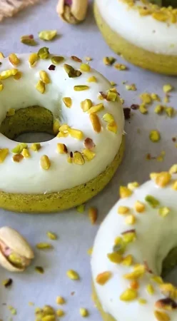 Donuts pistache