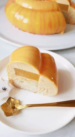 Entremet abricot et dulcey
