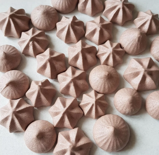 Meringues au chocolat