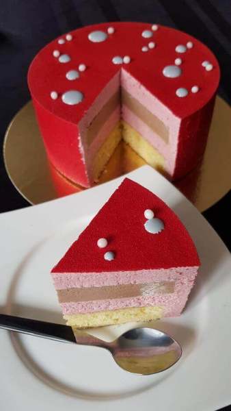 Entremet fraise et chocolat