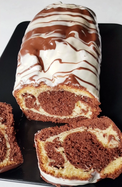 Cake marbré aux 2 chocolats
