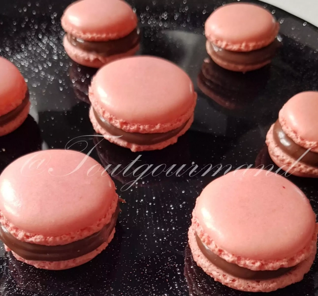 Macarons au chocolat au lait