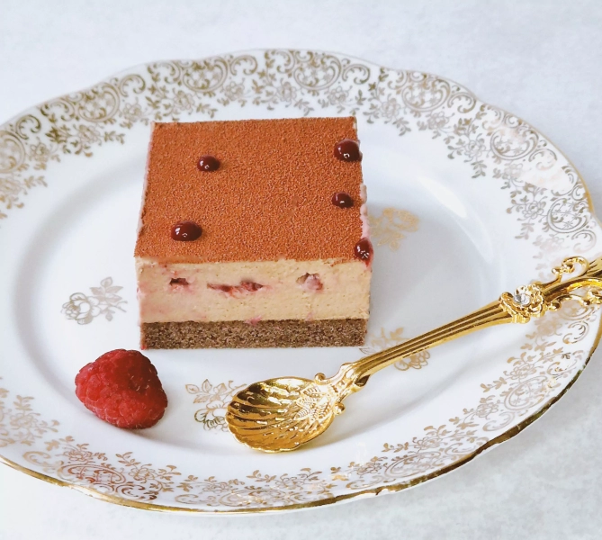 Gâteau mousse chocolat et framboises